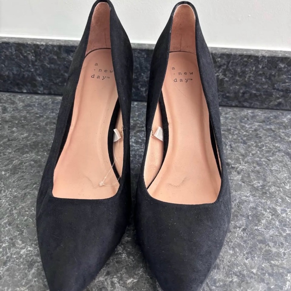a new day Black Pointed Toe Suede Pumps